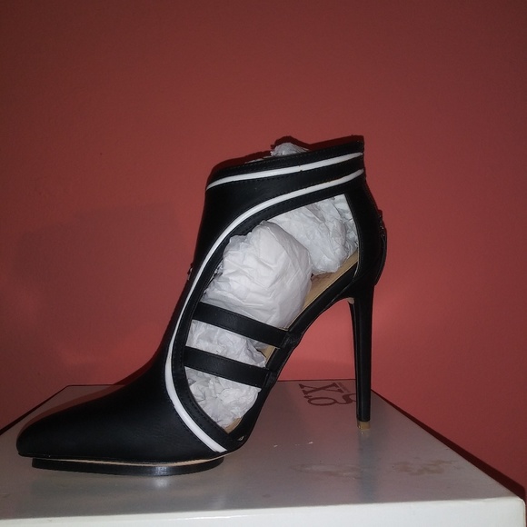 JustFab Shoes - 👠